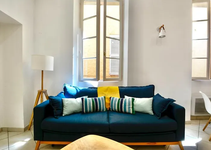 Old Town Antibes Apartment